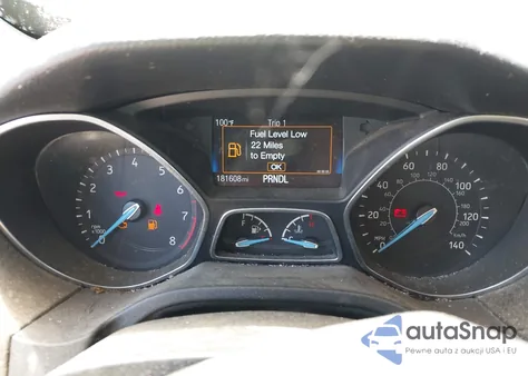 2015 Ford Focus Se z USA, uszkodzony, nr VIN 1FADP3F2XFL228561